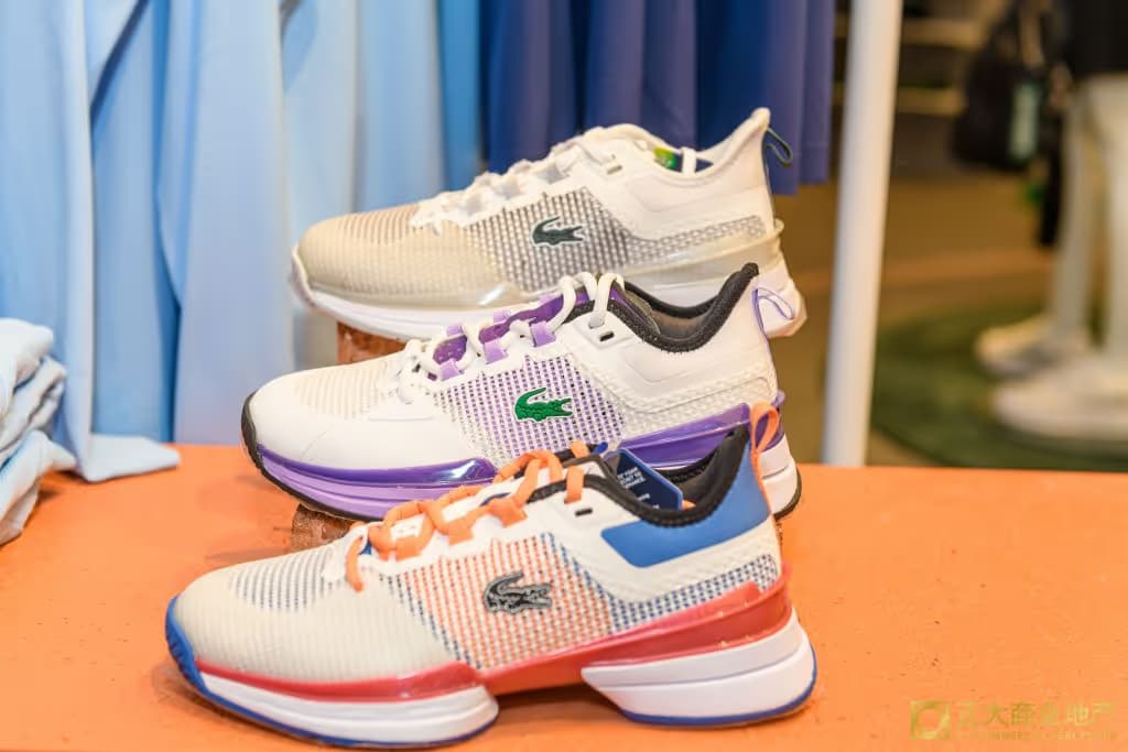 LACOSTE - Image 4